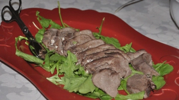 Dil Haşlama Tarifi ve Malzemeleri